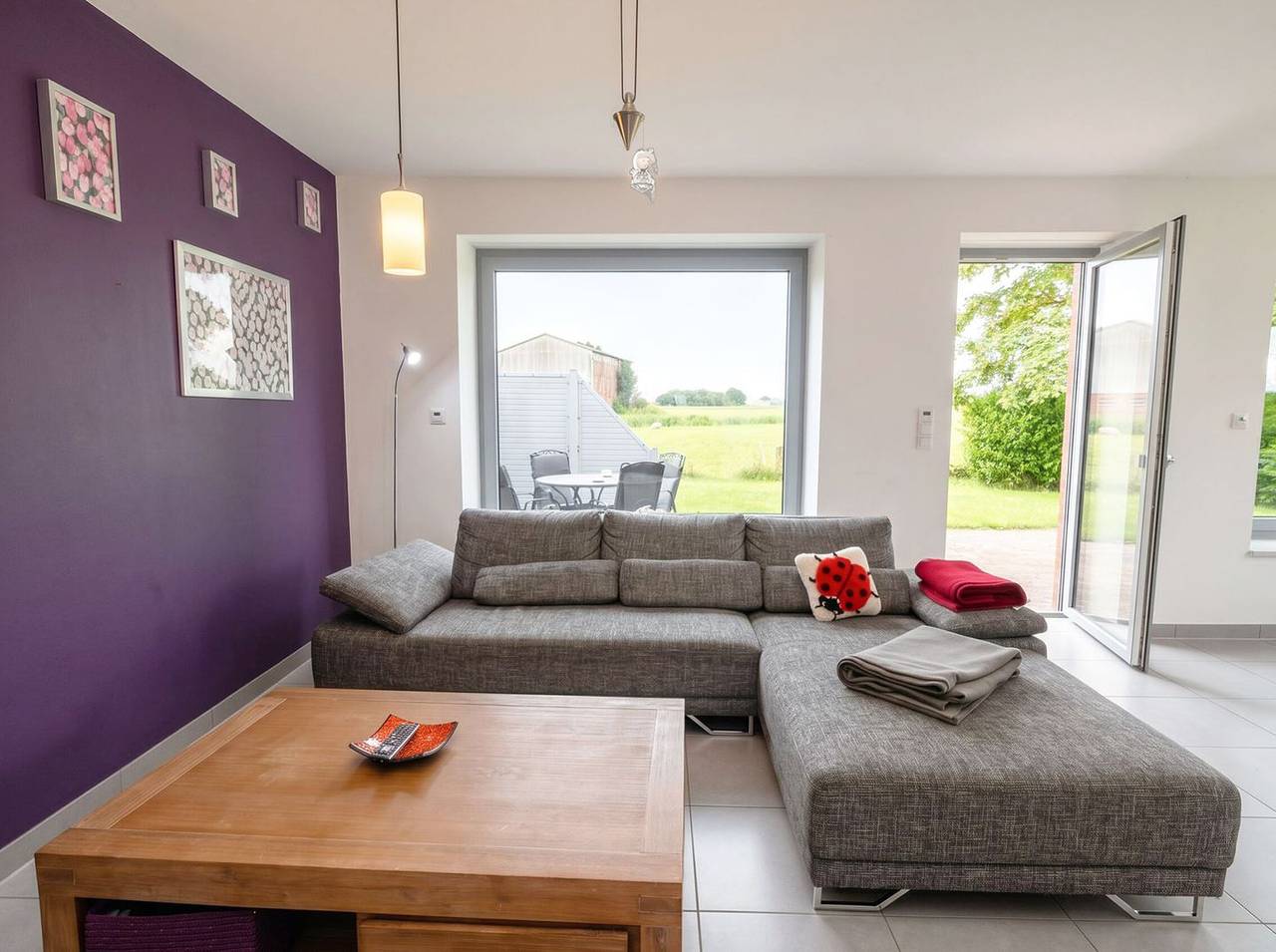 Ganze Wohnung, Landglück – Ferienhaus mit Terrasse, Garten und Platz für bis zu 9 Gäste in Oesterdeichstrich, Dithmarschen