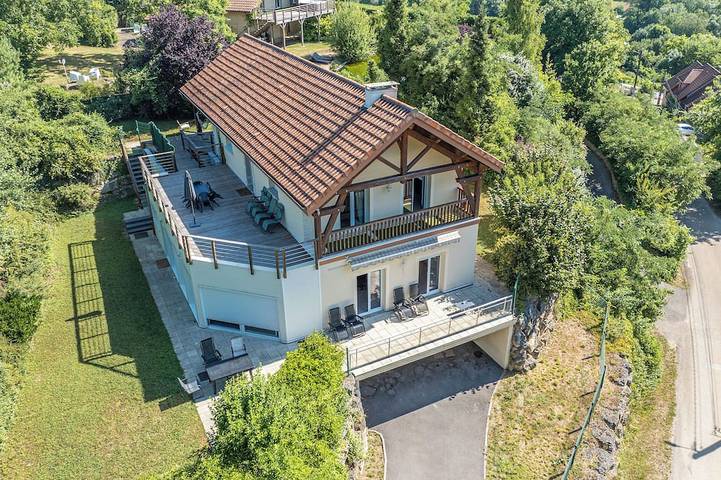 Location de vacances pour 12 personnes, avec Balcon et Jardin dans Jezainville