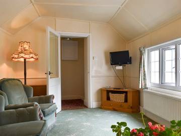 Log Cabin for 4 People in Widecombe in the Moor, Devon, Photo 2