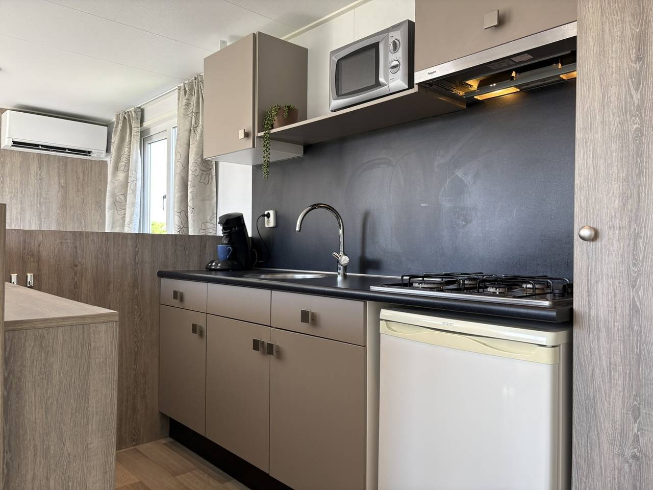 Geräumiges chalet für 5 Personen mit Klimaanlage und privater Terrasse in Serooskerke in Serooskerke, Walcheren
