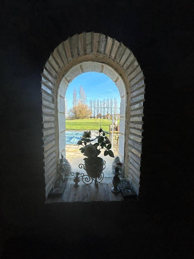 Location de vacances pour 6 personnes, avec vue ainsi que terrasse et piscine à Montaut (Dordogne) - 4