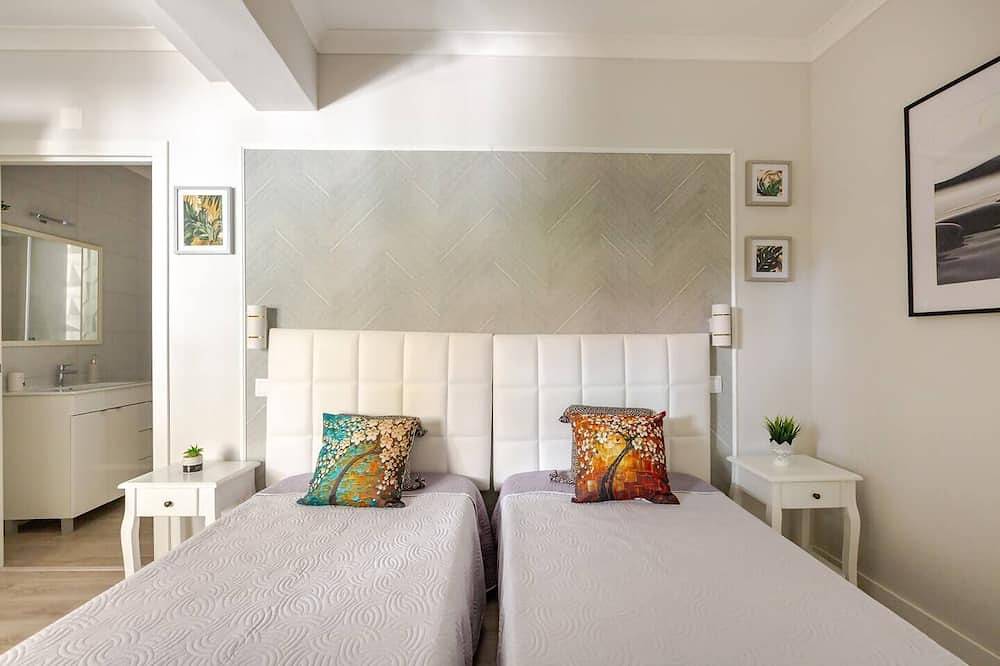 Monte S José House (3 suites. Large private garden and pool) in quiet location in São Bartolomeu de Messines, Faro Distrikt