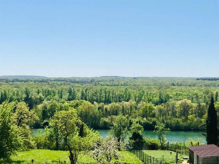 Cottage pour 2 personnes, avec vue et terrasse à Fontaine-le-Port