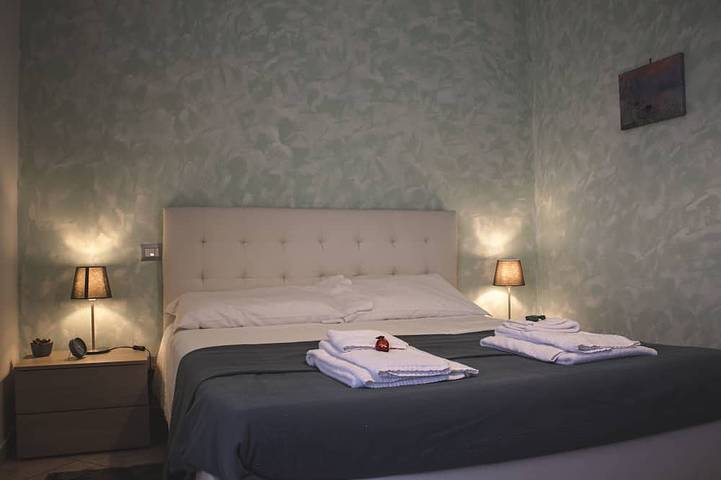 Apartamento entero, Monet - Spacious Apartment with a Garden in La Morra in La Morra (Italia), Langhe