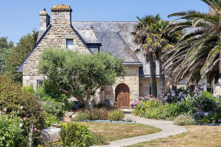 Location de vacances pour 2 personnes, avec Jardin à Perros-Guirec