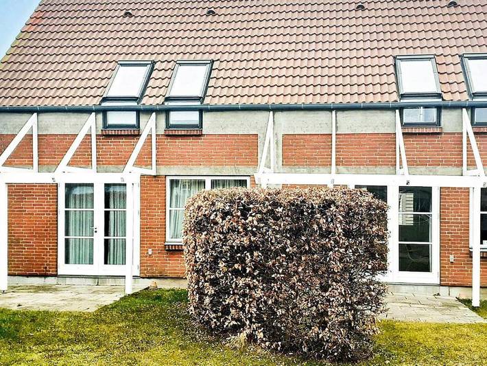 Ferienhaus für 4 Personen, mit Terrasse und Pool