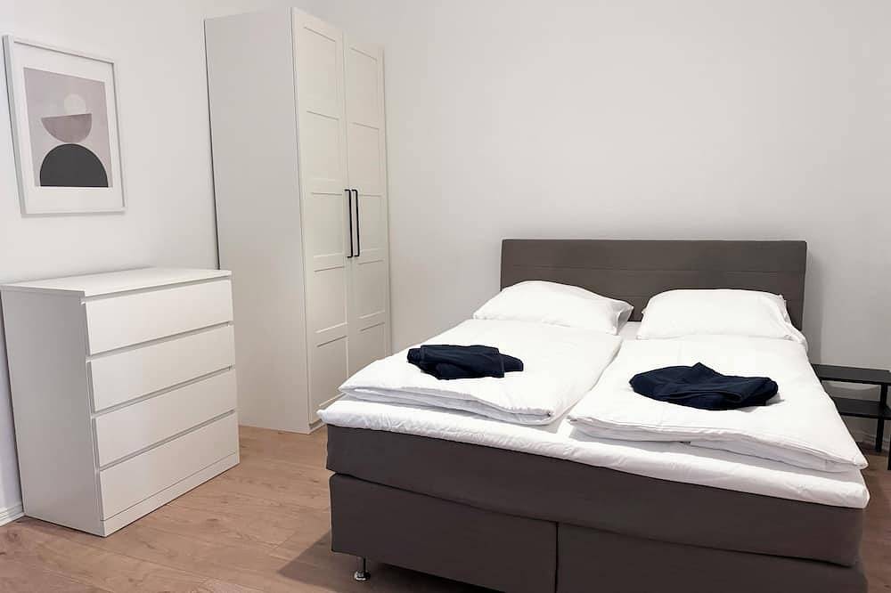 Ganze Wohnung, Charlottenburger Schloss Kiez an der Spree 3 Sz in Charlottenburg Berlin, Berlin