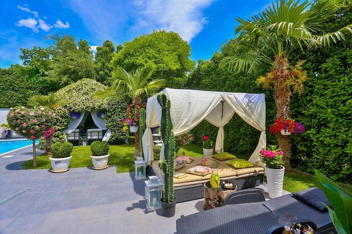 Villa pour 12 personnes, avec vue ainsi que jardin et piscine à Split - 4