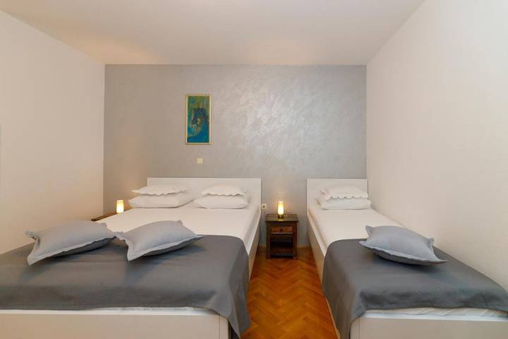 Maison d’hôte pour 3 personnes, avec vue et terrasse à Tučepi - 3