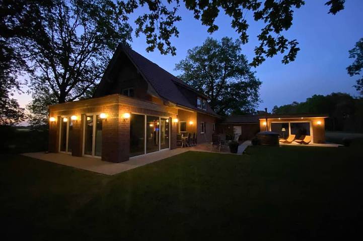 Ferienhaus für 11 Personen, mit Terrasse und Garten sowie Sauna in Emsbüren - 4