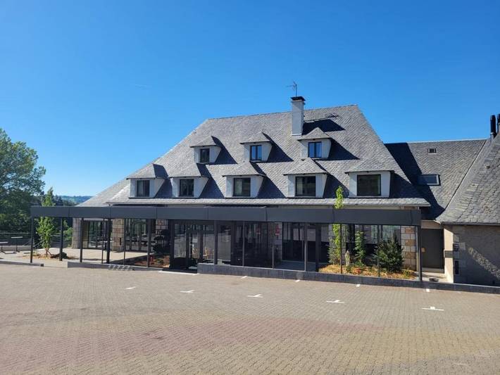 Hôtel pour 2 personnes, avec jacuzzi ainsi que sauna et jardin, animaux acceptés