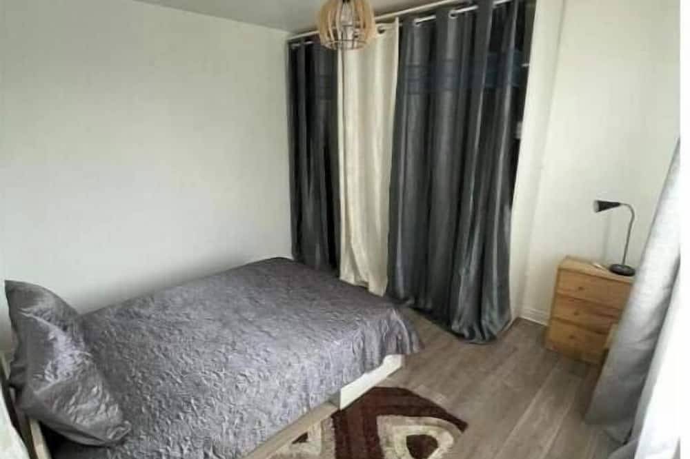 Appartement entier, F3 meublé à 2 stations de l'aéroport Charles de Gaulles, Parc des expositions in Villepinte, Seine-Saint-Denis