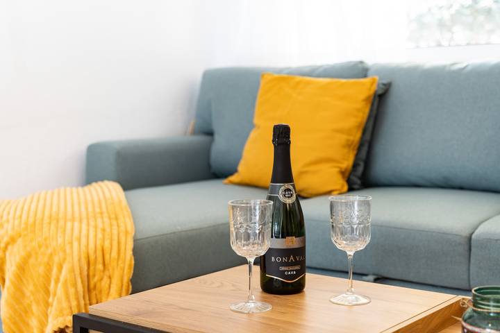 Holiday Home 'Casa Cerro Del Aguila' with Mountain Views, Wi-Fi and Air Conditioning in Mijas Costa, Mijas