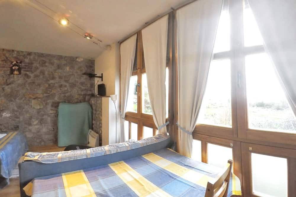 Entire apartment, Homerez - Mountain View Apartment in Llanes 30 m² in Llanes, Costa Verde (Spain)