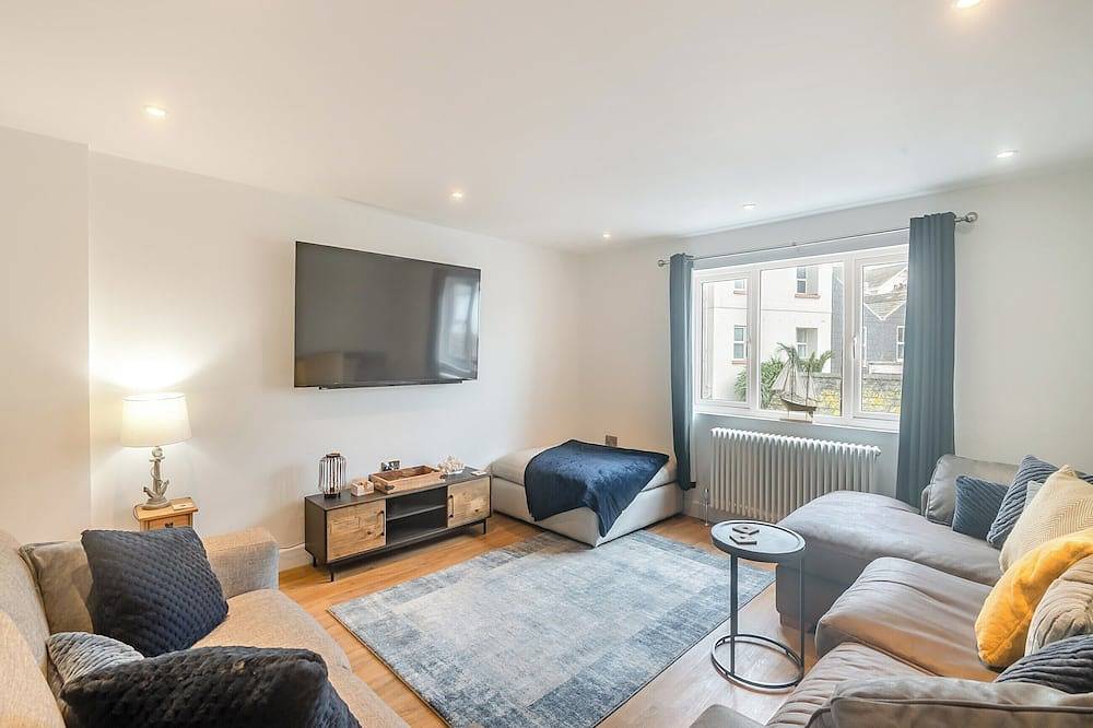 Cottage for 10 People in Teignmouth, Devon