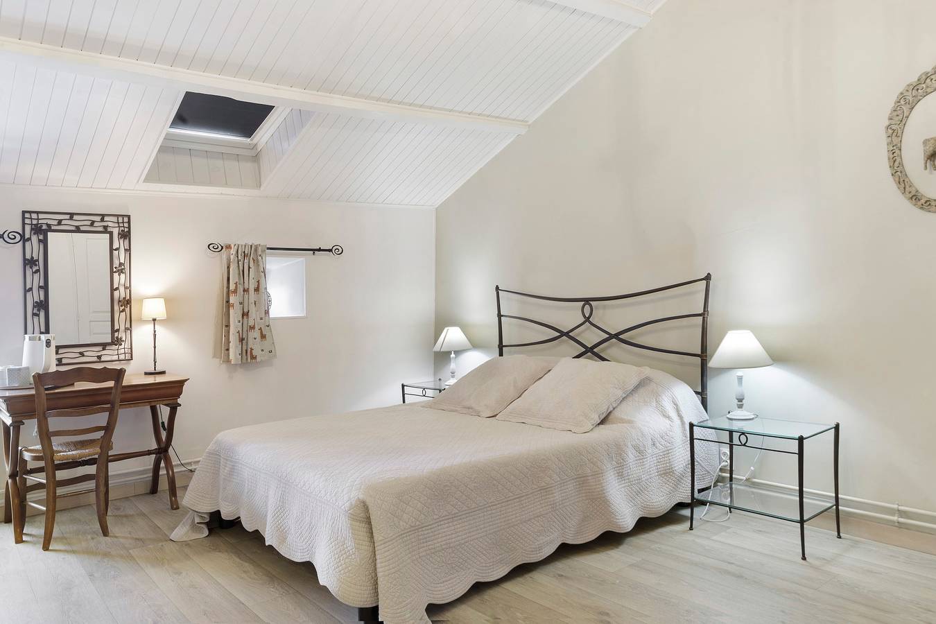 Casa rural «Chambres et gîtes La Biargerie» con piscina, jardín, animales y Wi-Fi compartidos in Longré, Charente