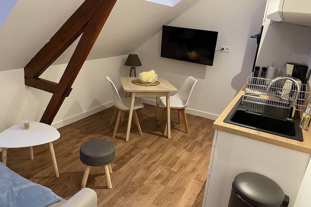 Entire apartment, L'amiral n°5★ T2 ★ dernier étage ★ Bylocly in Lorient, Côte des Mégalithes