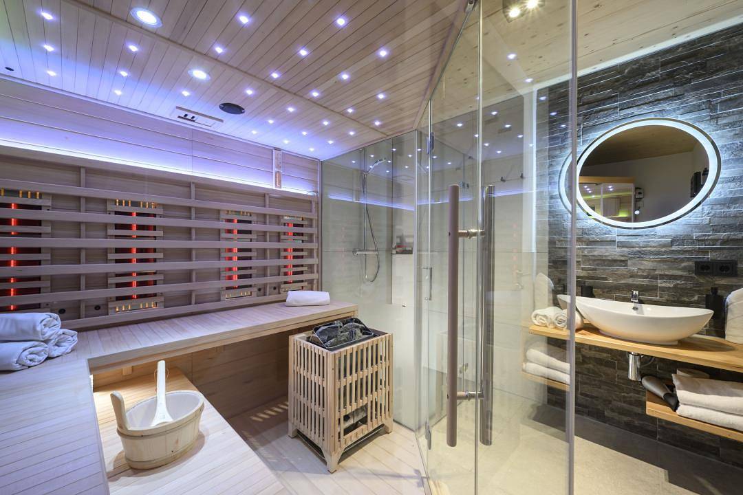 Geheel vakantieappartement, Vakantieappartement voor 6 personen met balkon in Oberammergau, Beierse Alpen