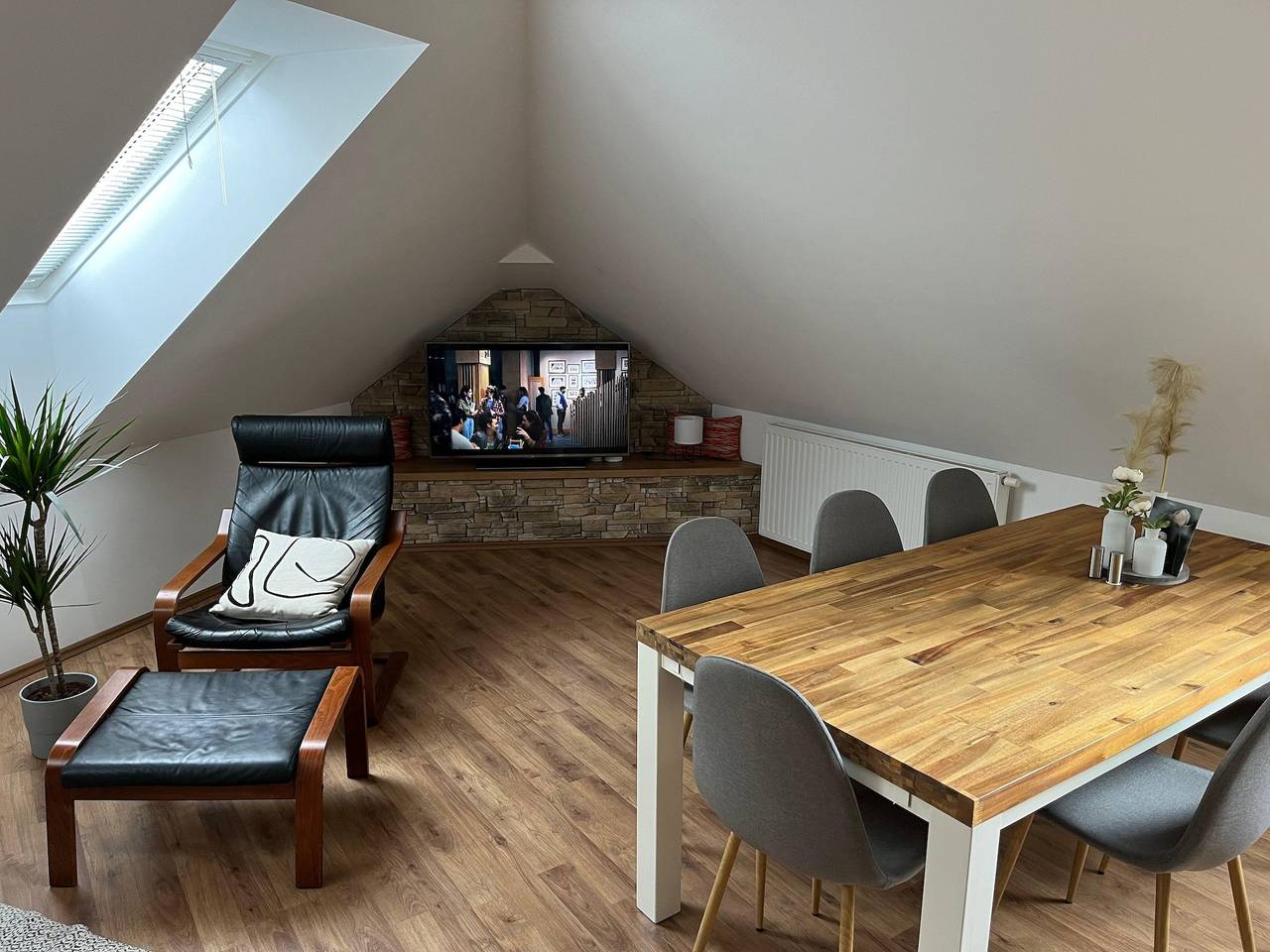 Geheel vakantieappartement, Vakantieappartement voor 6 personen in Linz, Linz - Wels