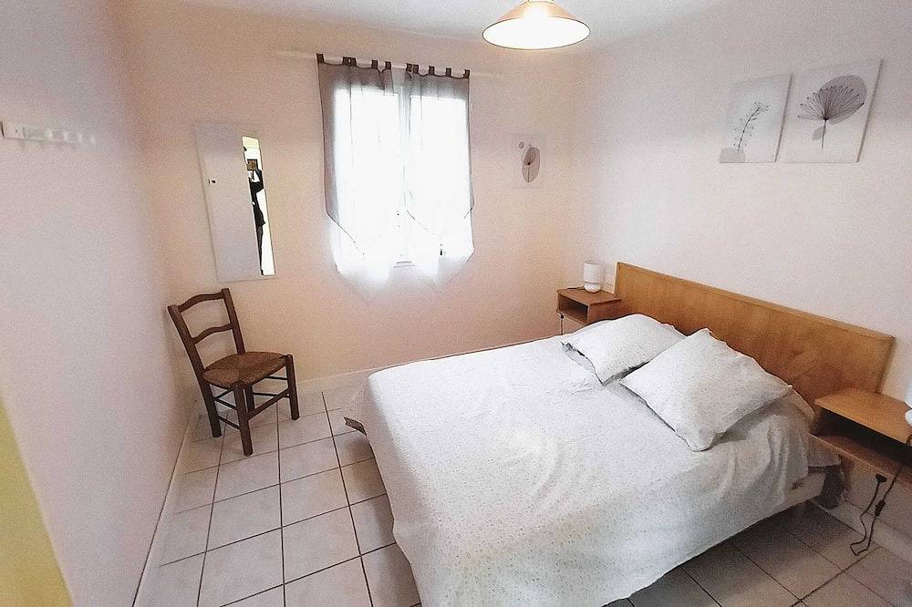 Homerez - Charming Villa in Loubressac with Private Pool in Loubressac, Massif Central
