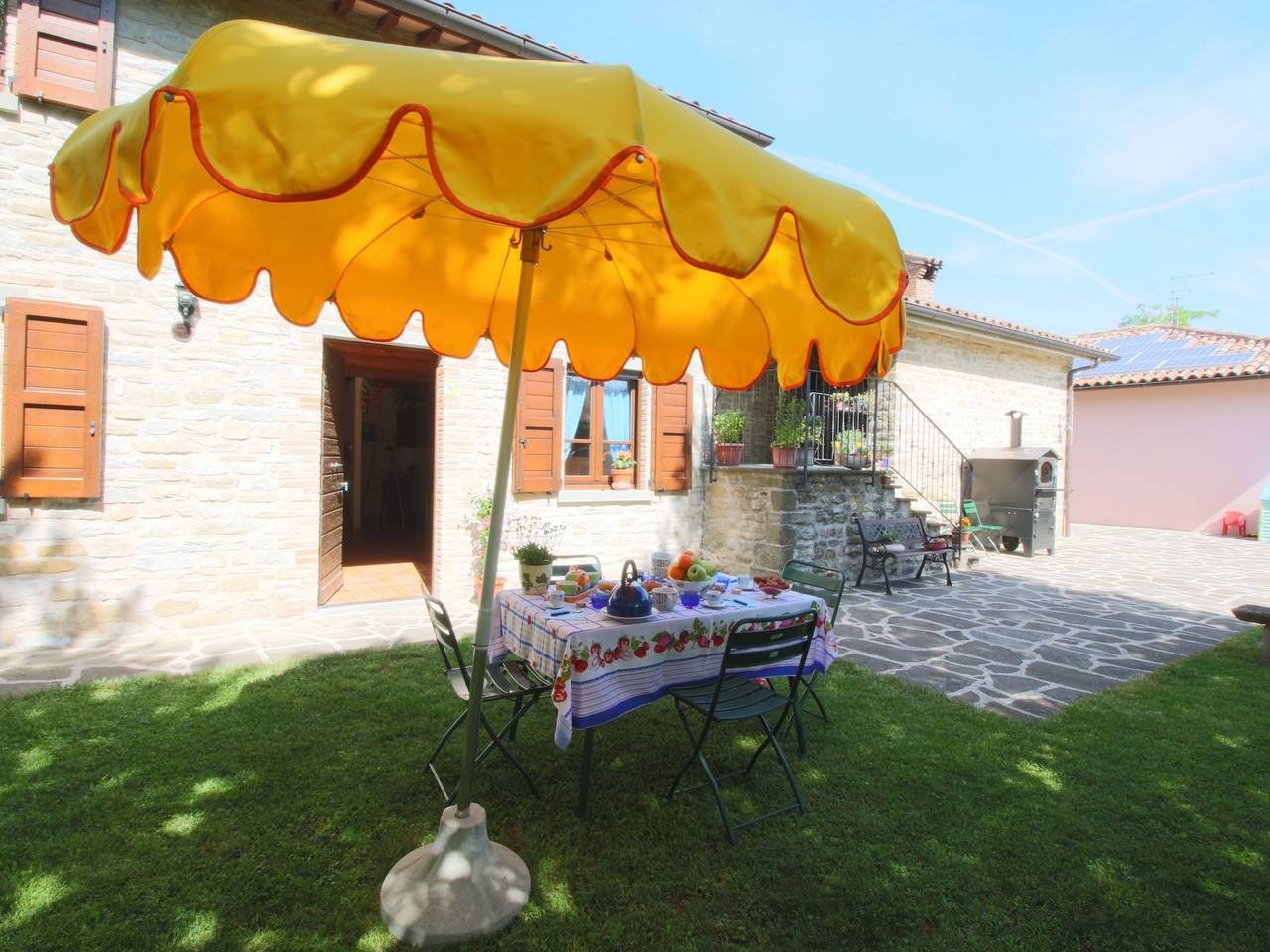 Cottage in Marche with Pool and Forest Views in Apecchio, Valle del Metauro