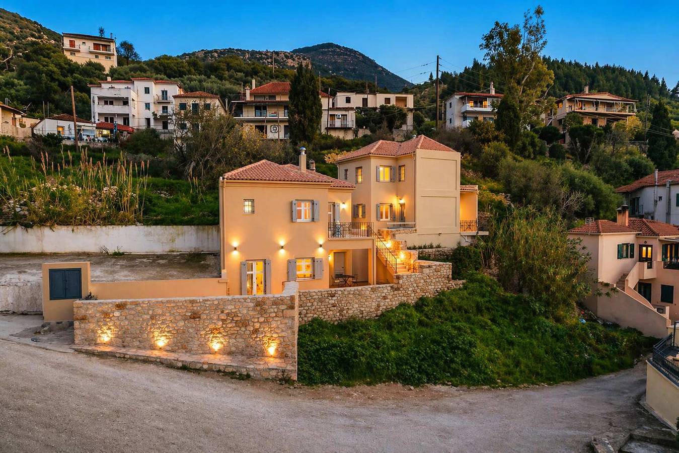 Sirocco Maisonette, Kyparissia Old Town Collection in Kyparissia, Golf von Kyparissia