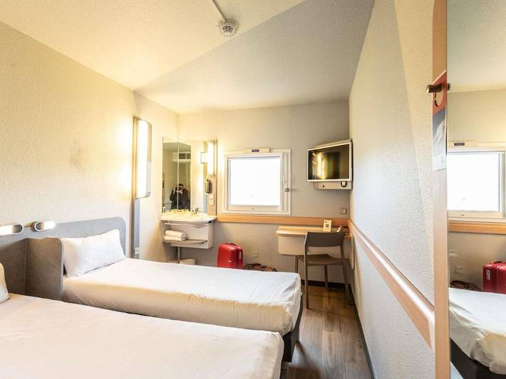 Hôtel pour 3 personnes, avec jardin à Le Subdray - 4