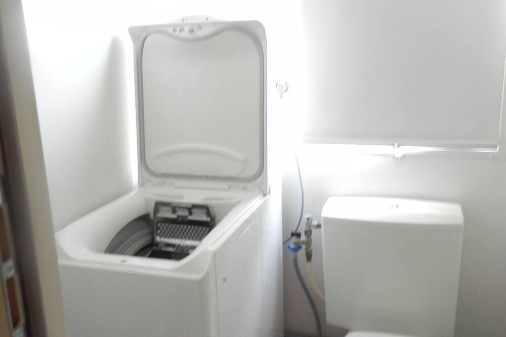Loue Mobilhome, Modele Irm Excellence 2014 -  Dans Parc De 33 Ha - in Lattes, Côte méditerranéenne (France)