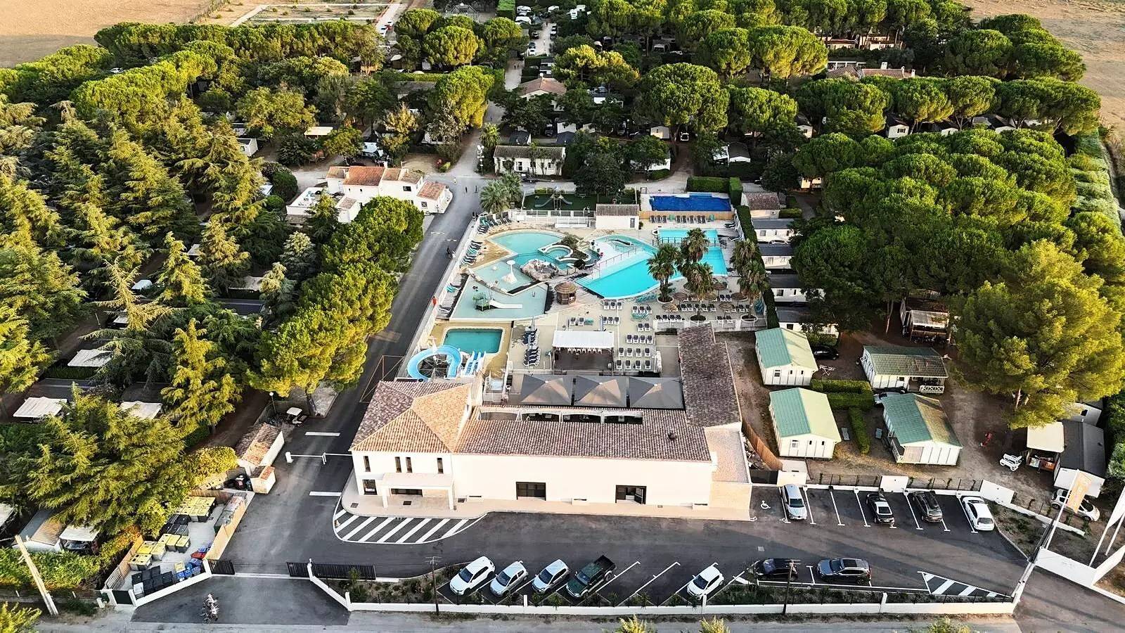 Mobil-Home Gemütliche 3 Zimmer 4 Personen Klimaanlage + Tv in Lunel, Côte d'Améthyste