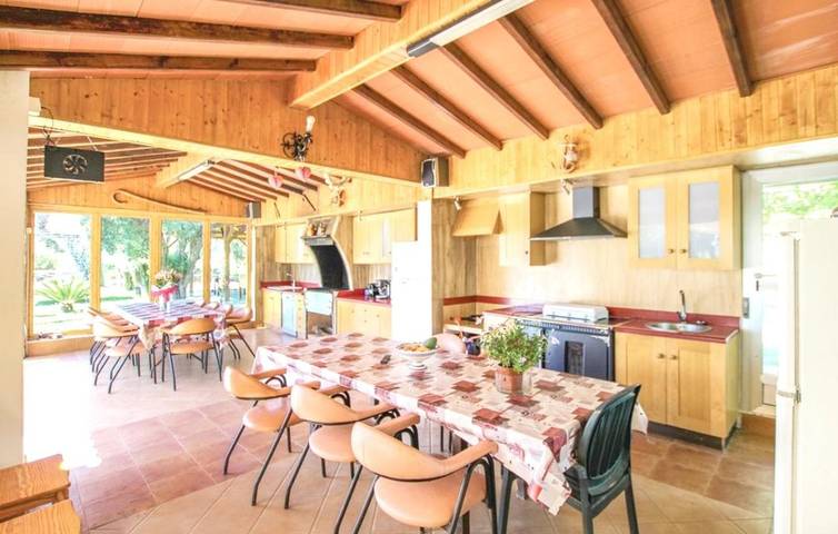 Location de vacances pour 21 personnes, avec piscine et jardin, animaux acceptés dans La Marina - 4