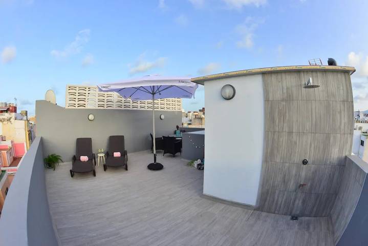Appartement entier, Maison de vacances Marina avec vue sur les montagnes, terrasse et Wi-Fi. in La Isleta, Las Palmas de Gran Canaria