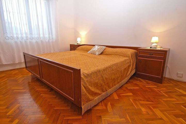 Ganze Wohnung, Ferienwohnung 1210/11134 (Istrien - Banjole), 500m vom Strand in Banjole, Südküste Istrien