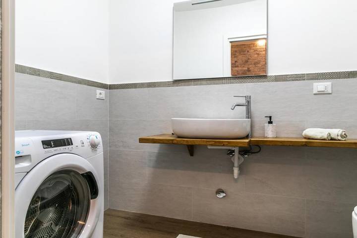 Gîte pour 4 personnes, avec terrasse ainsi que jardin et vue, animaux acceptés dans Ospedaletti - 4