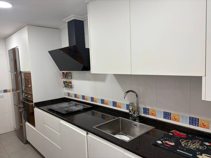 Ganze Wohnung, Ferienwohnung 'La Puerta Del Valle 2' mit Bergblick, privater Terrasse und Wi-Fi in Cárdenas, La Rioja Provinz
