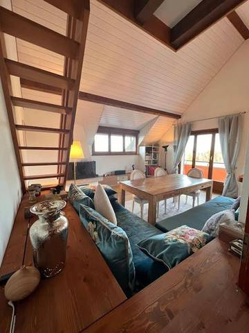 Gîte pour 6 personnes, avec vue et balcon à Pully
