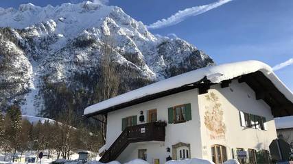 Ferienwohnung für 4 Personen in Mittenwald, Bayerische Alpen, Bild 2