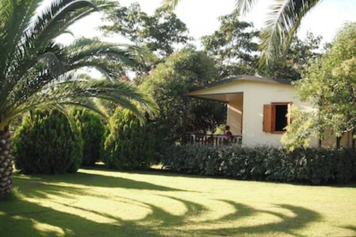 Gîte pour 4 personnes, avec jacuzzi ainsi que jardin et terrasse à Santa-Lucia-di-Moriani - 3