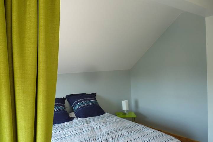 Maison 2 à 6 personnes dans trés beau parc  avec Piscine privée et chauffée in Bar-sur-Aube, Aube