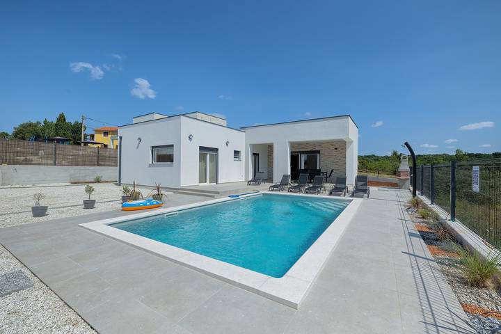 Villa für 6 Personen, mit Pool und Garten in Vodnjan