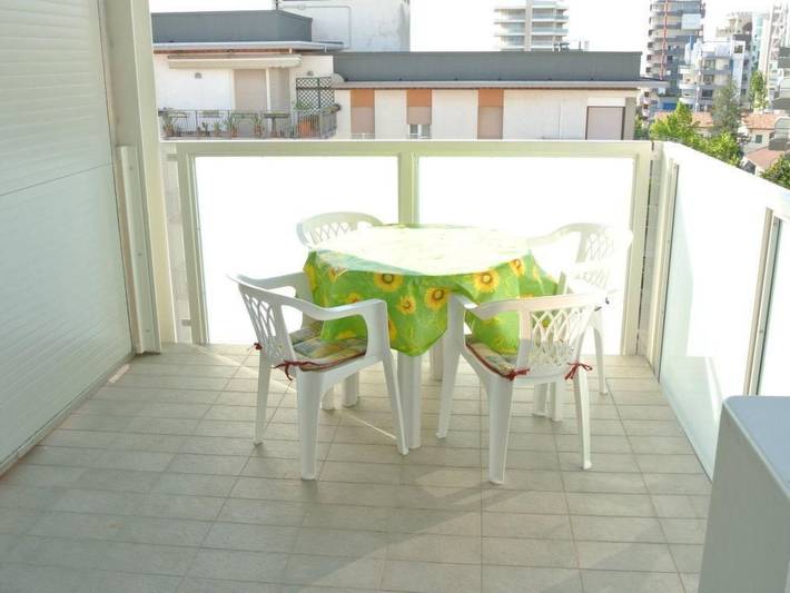 Ferienwohnung für 3 Personen, mit Terrasse in Lignano Sabbiadoro - 3