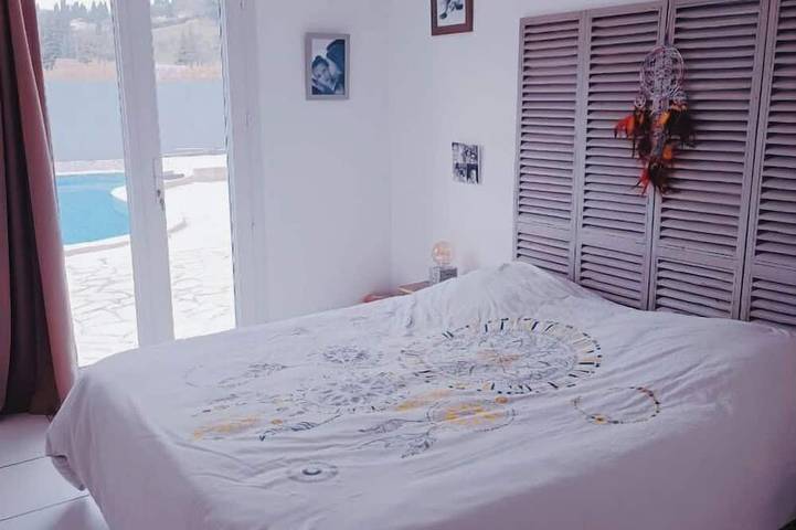 Location de vacances pour 5 personnes, avec jacuzzi à Auribeau-sur-Siagne - 2