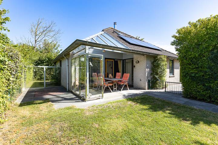 Huisje aan zee voor 6 personen, met balkon/terras en terras in Walcheren