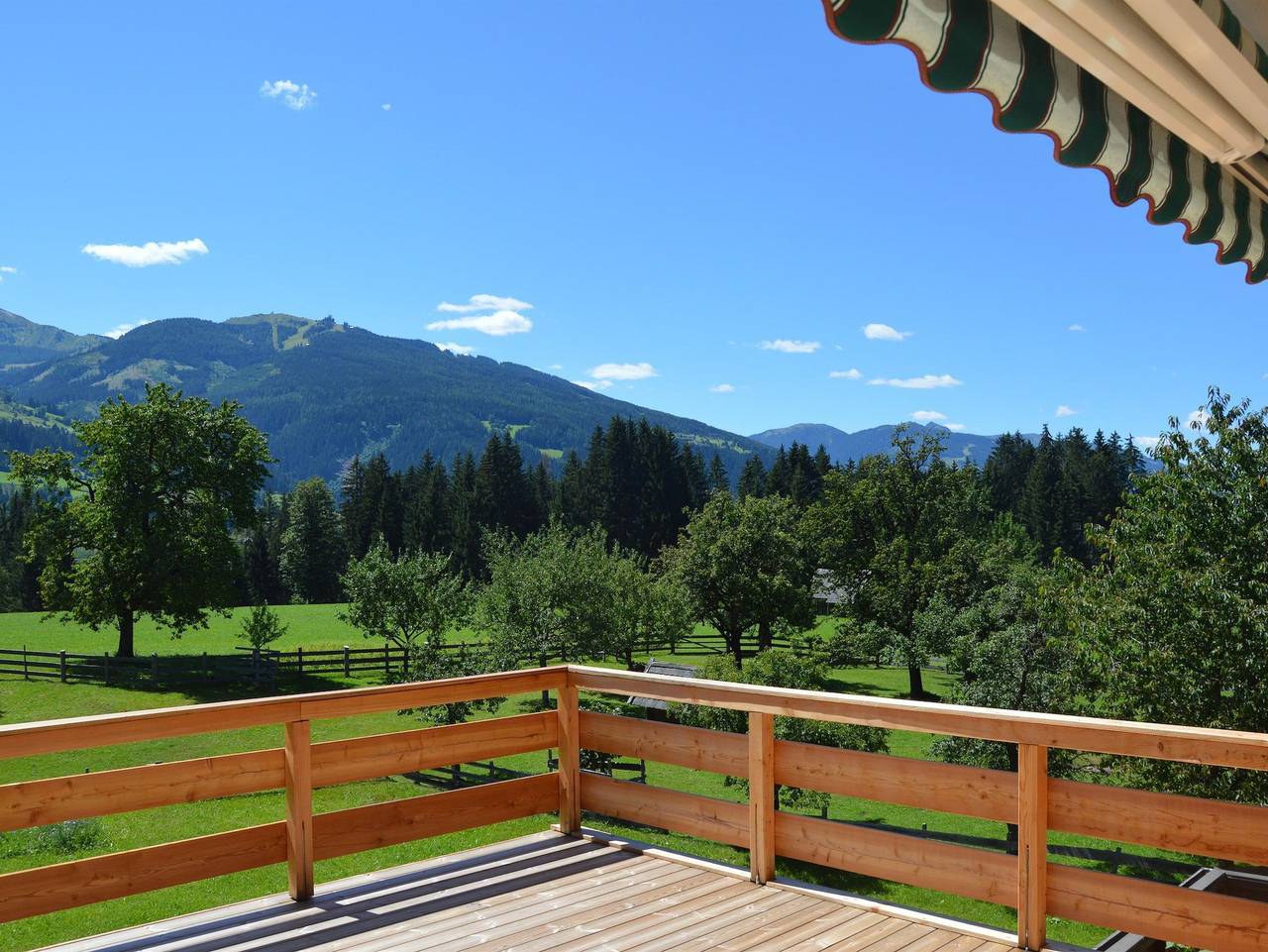 Ganze Ferienwohnung, Pircherhof Appartements - Appartement D - 1 Schlafzimmer, Dusche, Wc in Haus, Schladming-Dachstein