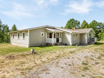 Ferienhaus für 10 Personen, mit Garten und Seeblick in Blekinge