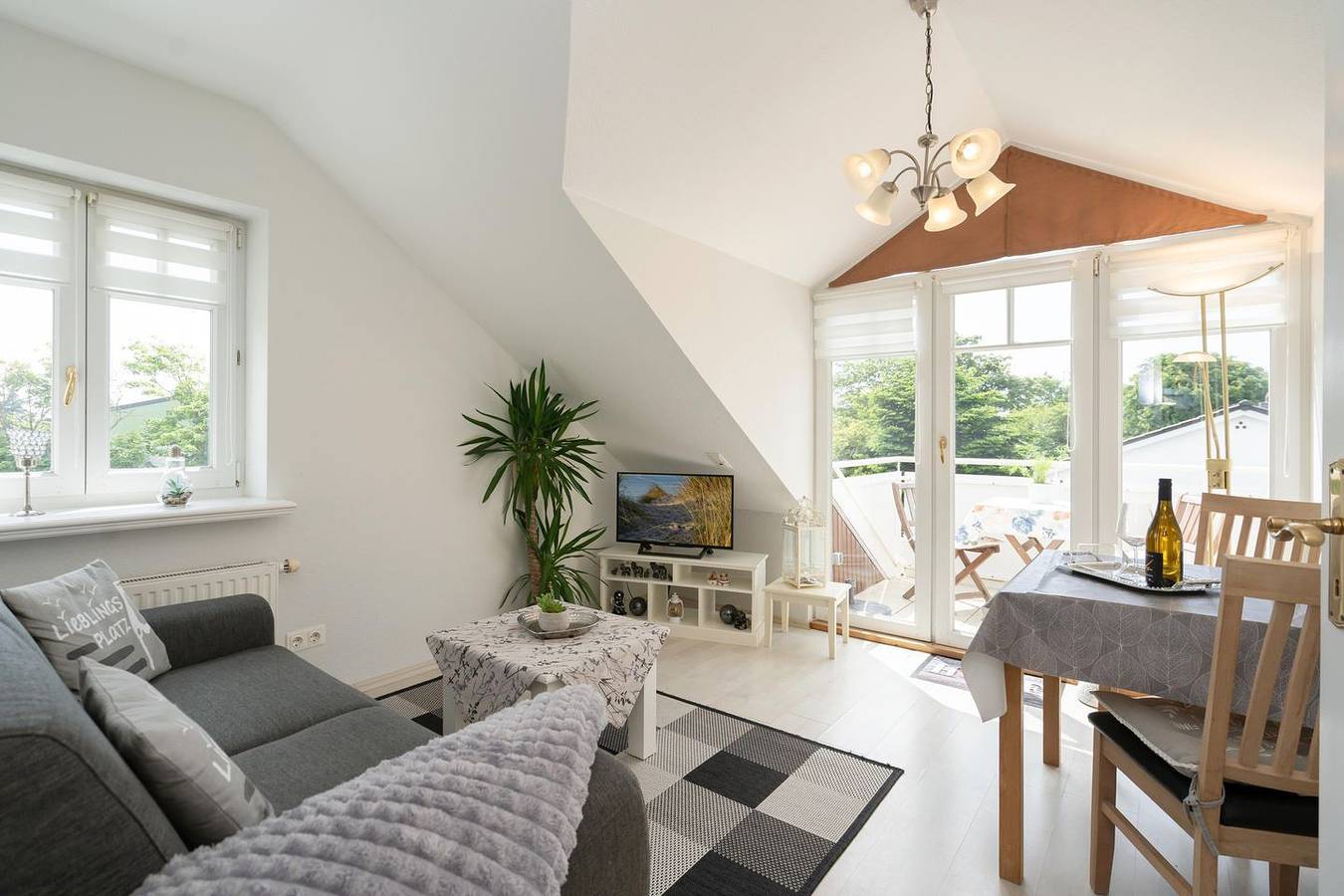Ganze Wohnung, Gemütliche 2-Zimmer Wohnung mit Balkon, Wlan, 1 Haustier erlaubt. in Westerland, Sylt (Gemeinde)