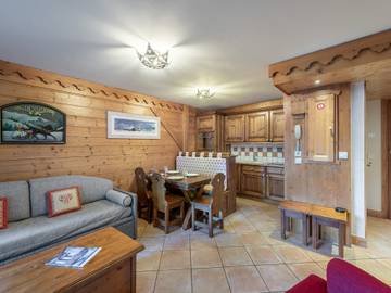 Gîte pour 4 personnes, avec piscine et terrasse, animaux acceptés dans Meribel Village