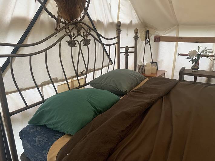 Glamping for 2 people, with balcony in Alaska