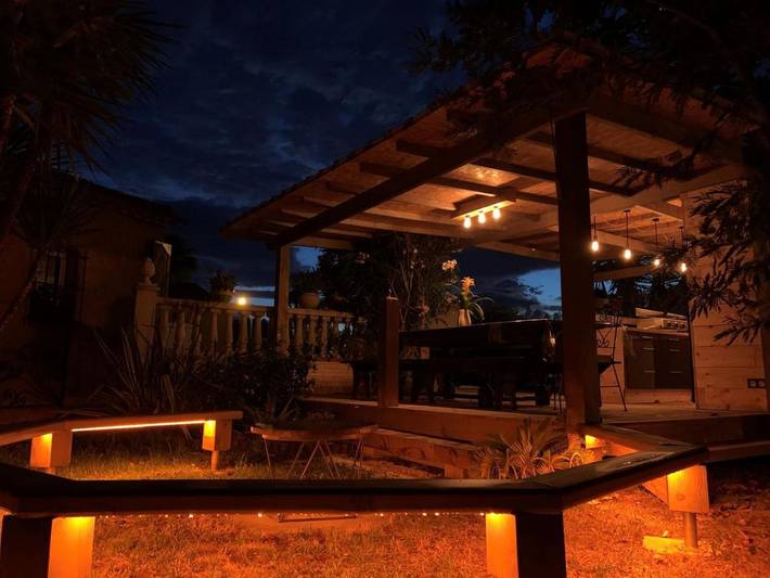 Location de vacances pour 12 personnes, avec jacuzzi ainsi que piscine et jardin à Bompas - 3