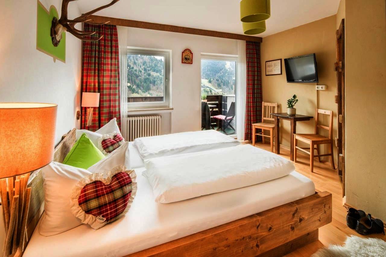 Zur Schönen Aussicht Hotel garni in Garmisch-Partenkirchen, Bayerische Alpen