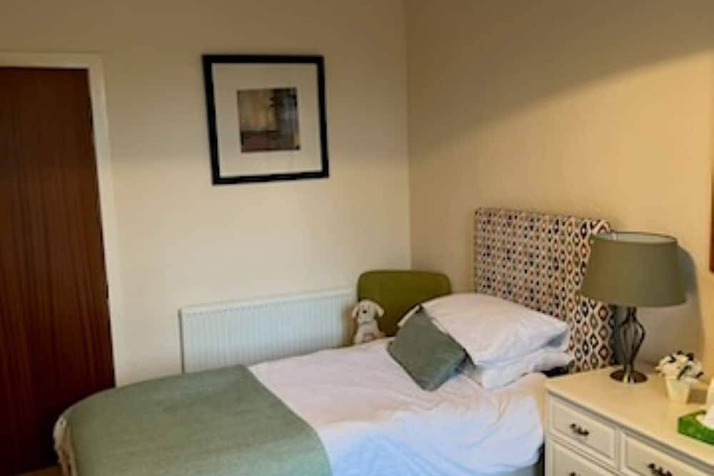 The Lodge- charming cottage on private country house estate in Scottish Borders